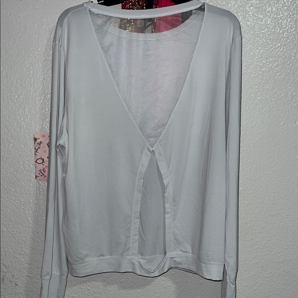 Zyia Active long-sleeve, open-back top. This athletic wear top XXXL  Size